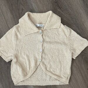 Zara Cream Textured Short Sleeve Button-Up Crop Top